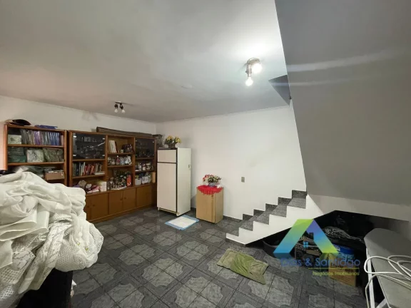 Imagem Sobrado a venda com 03 quartos e 02 vagas de garagem - Sacomã