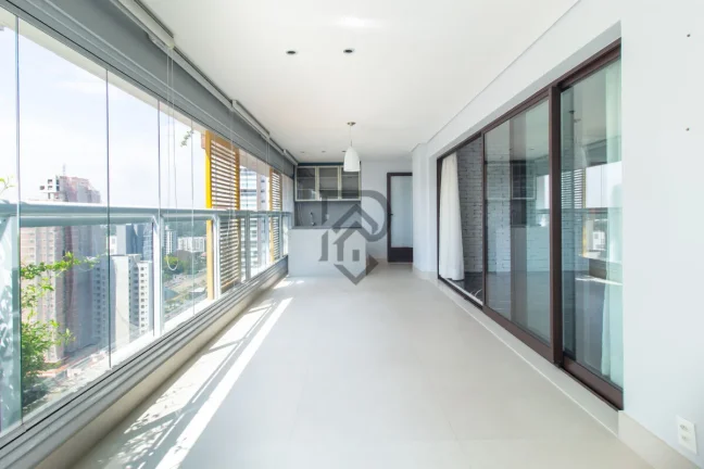Imagem Apartamento Quartier Brooklin pronto para morar andar alto vista livre