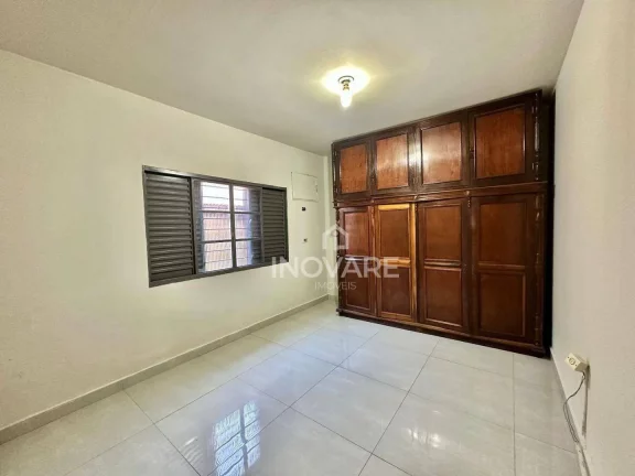 Imagem Casa à venda, 274 m² por R$ 650.000 - Centro - Itumbiara/GO