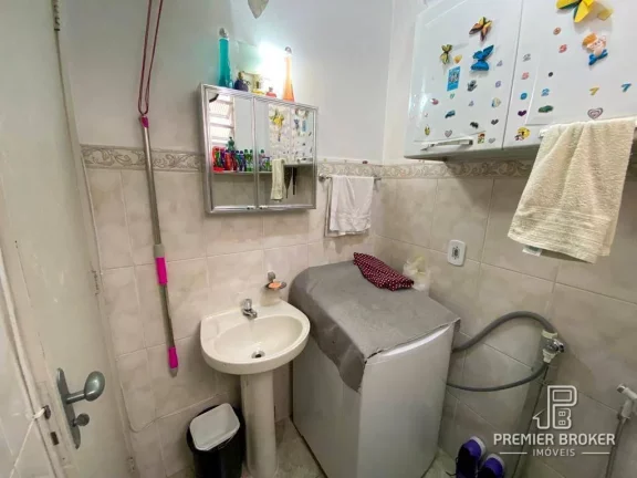 Imagem Apartamento à venda, 31 m² por R$ 240.000,00 - Várzea - Teresópolis/RJ