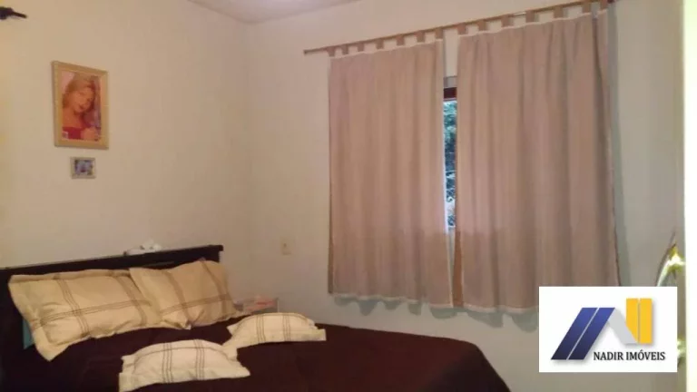 Imagem Chácara com 3 Quartos à Venda, 195 m² em Imbúia - Pouso Alegre