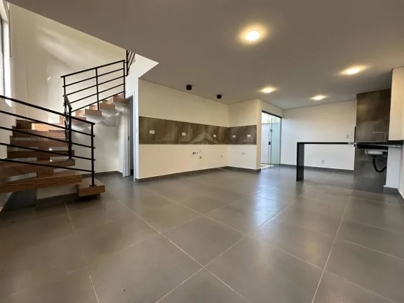 Imagem SOBRADO, 2 SUITES E PISCINA, RAINHA DO MAR