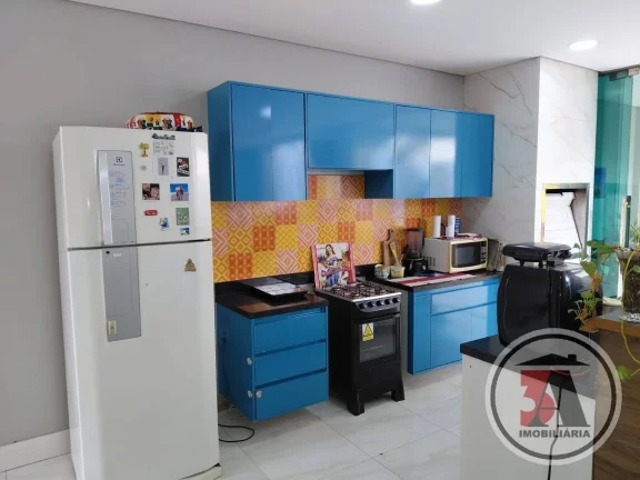 Imagem Casa 220m2 c/ área Gourmet e Piscina