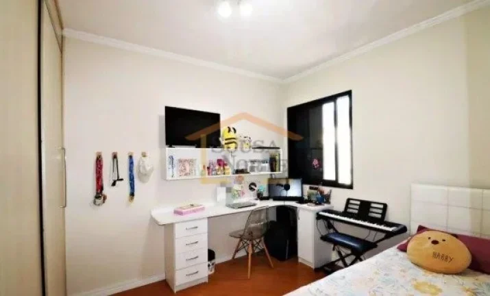 Imagem Apartamento à venda em Santana com 140 m², vista panorâmica para a Serra da Cantareira. São 3 su...