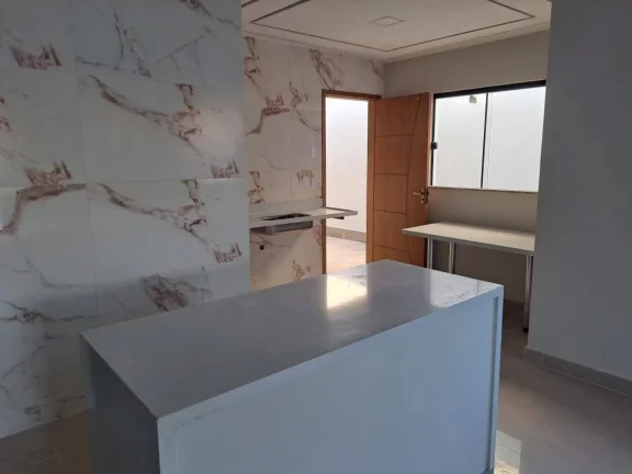 Imagem 1º Locação, casa 3 quartos sendo 1 suíte, área gourmet com lavabo, Barroco.
