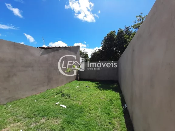 Imagem Linda casa à venda com acabamento impecável e localização privilegiada.