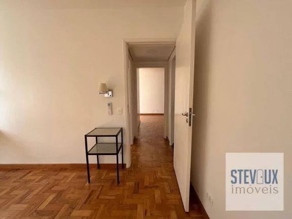 Imagem Apartamento reformado com lazer na melhor rua do Itaim Bibi