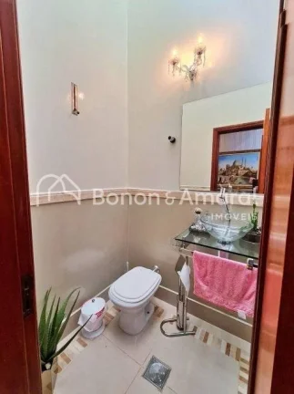 Imagem Linda casa térrea a venda, localizada em uma bela avenida arborizada da Cidade Universitária, pró...