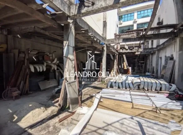 Imagem Galpão Comercial à Venda – 450 m² | Av. Armando Ferrentini