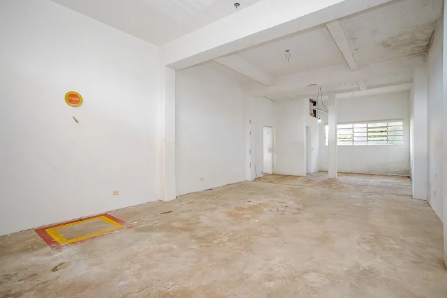 Imagem Imóvel casa comercial à venda no Campo Comprido Curitiba