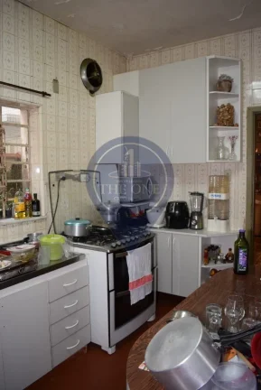 Imagem Imperdível oportunidade: Casa à venda em Mirandópolis, São Paulo-SP. 3 quartos, 1 suíte, 2 salas, 2 banheiros, 2 vagas, 170m².