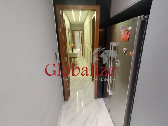 Imagem Casa térrea nova à venda no coração do Gonzaga, próximo da praia por R$.1.350.000,00.