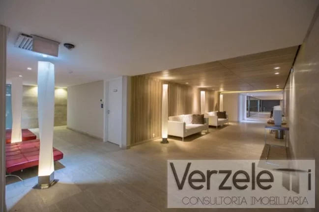 Imagem Frente ao Mar para Venda em Balneário Camboriú / SC no bairro Centro