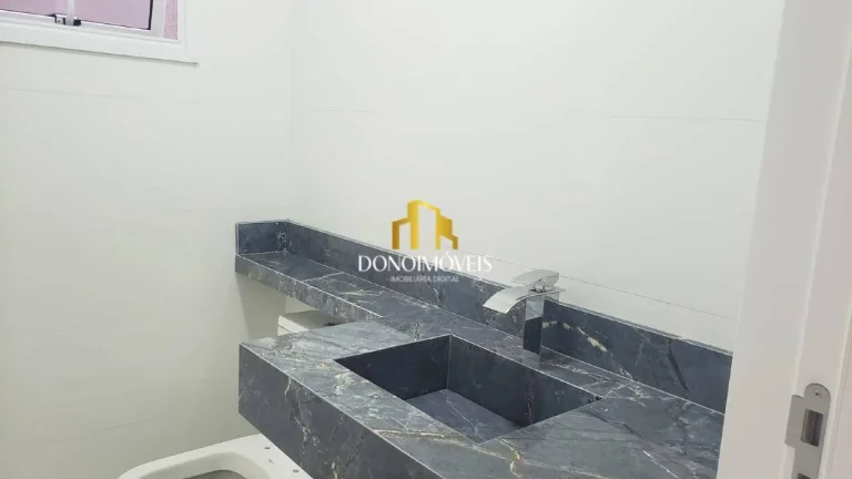 Imagem Sobrado novo a venda 182m²