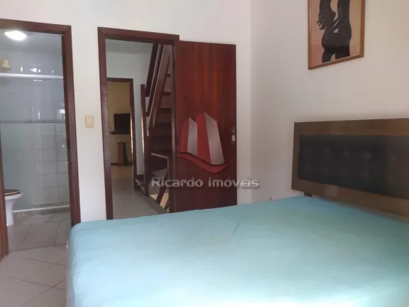 Imagem Casa Triplex c/ 2 Quartos Suítes Mobiliado.