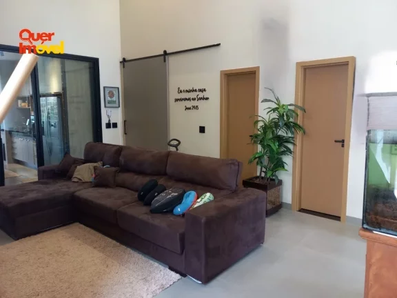 Imagem Imperdível casa à venda em Ribeirão Preto-SP, City Ribeirão! 3 quartos, 3 suítes, 2 salas, 4 banheiros, 4 vagas de garagem, 230m².