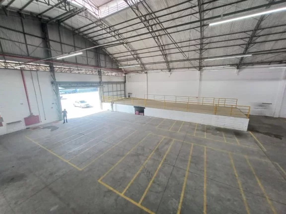 Imagem Galpão para alugar, 4000 m² por R$ 78.500,00/mês - Vila Sol Nascente - Suzano/SP