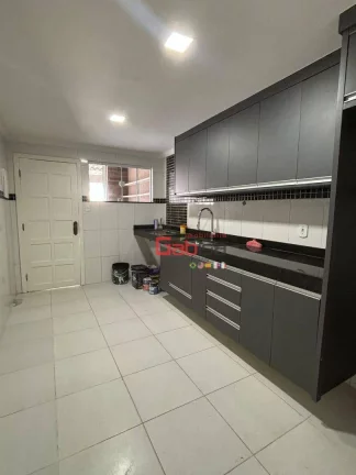 Imagem Casa com 4 dormitórios à venda, 220 m² por R$ 795.000,00 - Nova São Pedro - São Pedro da Aldeia/RJ