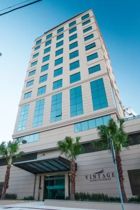 Imagem Sala Comercial para Venda em Florianópolis / SC no bairro Centro