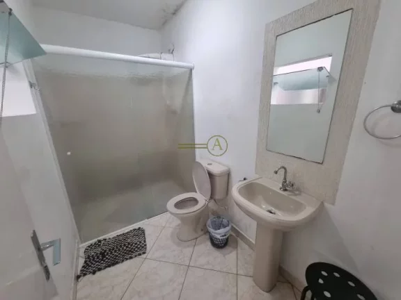 Imagem Casa térrea, com piscina e churrasqueira à venda apenas 40 metros da praia