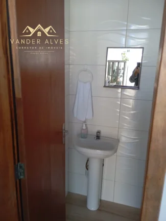 Imagem Imperdível oportunidade de adquirir sua casa dos sonhos em Pontal do Paraná-PR, Balneário Praia de Shangrilá! 3 quartos, 1 suíte, 2 salas, 2 vagas de garagem, 300,00 m² de área.