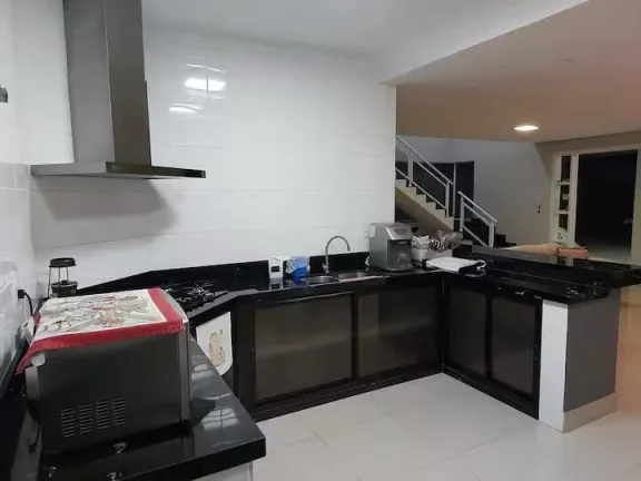 Imagem Casa para Venda em Itanhaém, Centro, 5 dormitórios, 5 suítes, 1 banheiro, 8 vagas