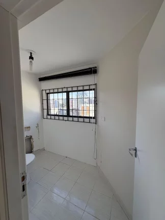 Imagem Sala Comercial a venda no Wall Street – 300m², 2 Vagas e 2 Banheiros – Batel, Curitiba