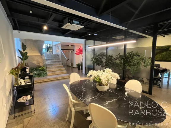 Imagem Vila Madalena Locação - Imóvel Comercial 250m² - 2 + 1 Vagas