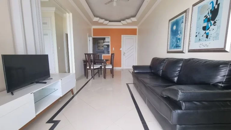 Imagem ÓTIMO APTO FRENTE TOTAL AO MAR NA PRAIA DE PITANGUEIRAS, 1 DORM. 1 VAGA DE GARAGEM.