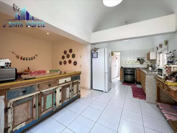 Imagem CASA TÉRREA. CONDOMÍNIO FECHADO. integrada, 3 suítes, home office, edícula!