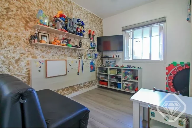 Imagem Sobrado encantador com vista para a natureza na Zona Sul
Pronto para morar, completo e cercado de tr...