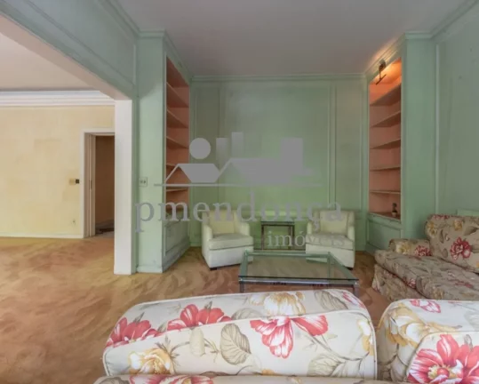 Imagem Apartamento com 4 quartos e 5 banheiros à venda, 515m² por