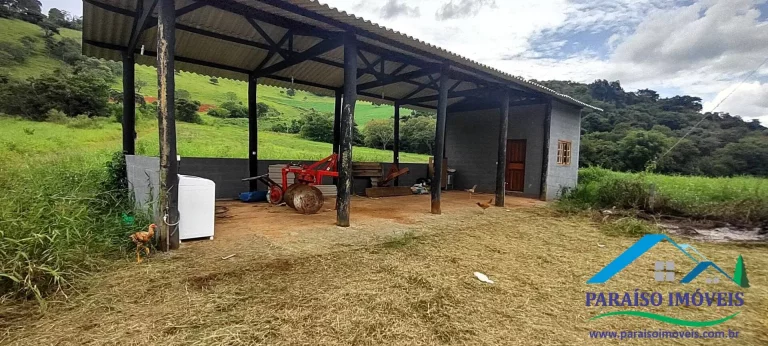 Imagem Invista em Sustentabilidade: Sítio com Nascentes e Preservação