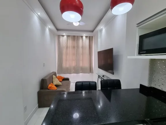 Imagem PITANGUEIRAS- UMA QUADRA DA PRAIA , LOCALIZAÇÃO ESPETACULAR.
