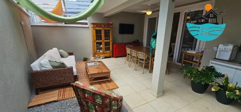 Imagem Casa em condomínio para locação em Juquehy com 4 suítes, piscina coletiva, serv. praia, 150m da praia - Acomodação 10 pessoas | Juquehy Imobiliária