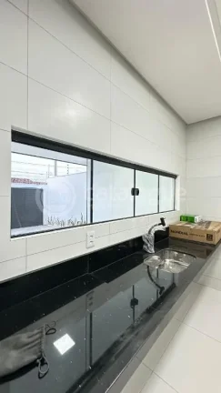 Imagem LINDA CASA EM NOVA ESPERANÇA