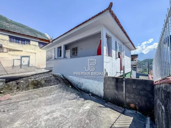Imagem Casa à venda, 170 m² por R$ 500.000,00 - Araras - Teresópolis/RJ