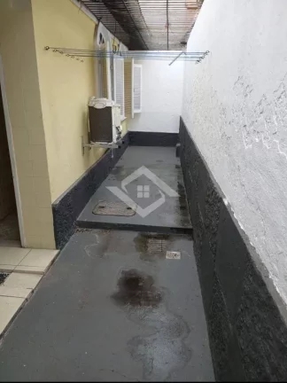 Imagem Casa Duplex de 4 Quartos para locação no Bairro São Francisco, Niterói