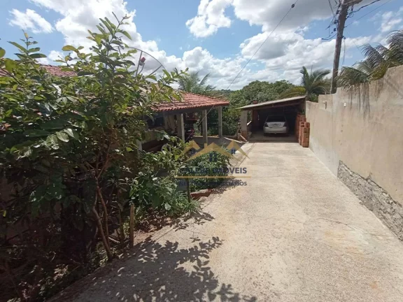 Imagem Chácara com 2 dormitórios à venda, 300 m² por R$ 150.000,00 - Bairro dos Mirandas - Tatuí/SP
