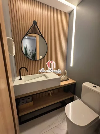Imagem Diamond, ADRIANÓPOLIS, Reformado e Mobiliado! 202m2, 3 suítes, 3 vagas