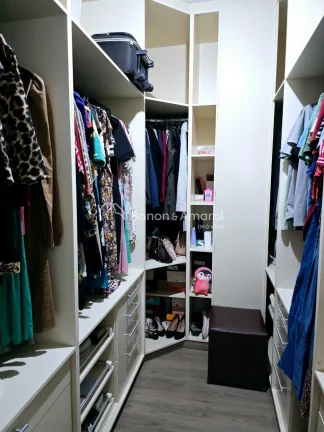 Imagem Sobrado à venda com 3 quartos ( 3 3suítes) no Condomínio Okinawa, Paulínia
