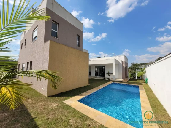 Imagem Casa moderna com 3 suítes, piscina, planejados na casa toda, em condomínio