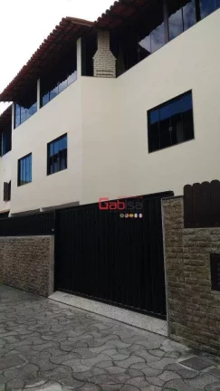 Imagem Casa com 3 dormitórios à venda, 140 m² por R$ 550.000,00 - Jardim Caiçara - Cabo Frio/RJ