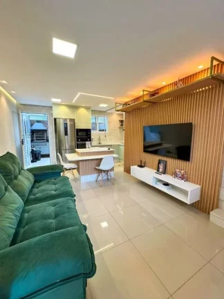 Imagem Sobrado com 2 dormitórios à venda, 65 m² por R$ 532.000,00 - Parque Santa Rosa - Suzano/SP