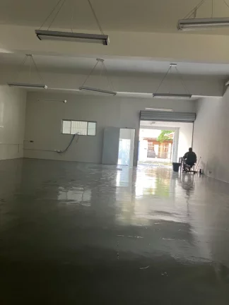 Imagem Galpão em Chácara Santo Antônio - SP: 388M² Locação por R$ 15.000 - Confira!