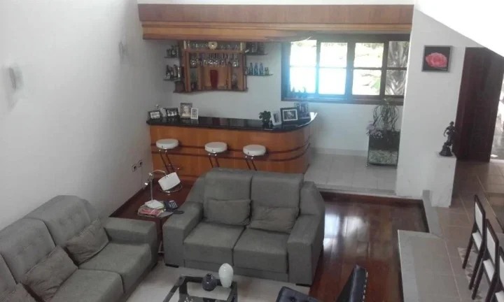 Imagem Sobrado em Interlagos - 600M², 4 Dorms, 4 Suítes, 5 Vagas.