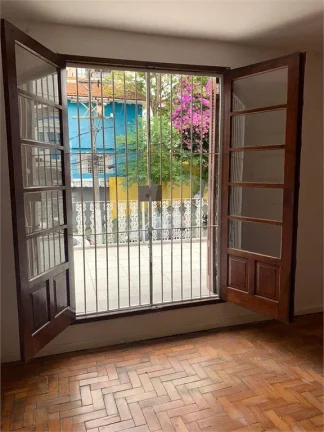 Imagem Sobrado à venda com 3 quartos em Jardim Guedala, São Paulo - SP