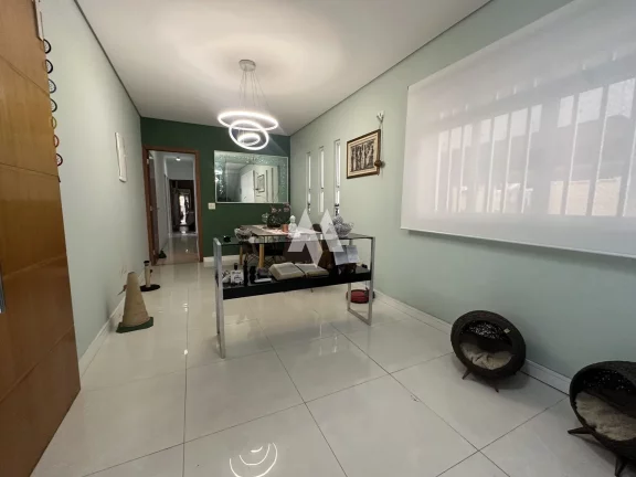 Imagem Casa alta à venda no bairro da Aparecida