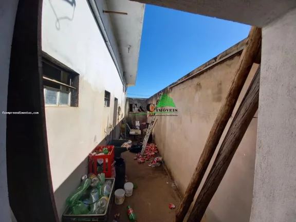 Imagem Casa para Venda em Limeira, Jardim dos Jequitibás, 3 dormitórios, 1 suíte, 2 banheiros, 1 vaga