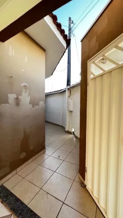 Imagem CASA Á VENDA NO FRANVILLE DE ESQUINA COM A RECEITA FEDERAL, EXCELENTE LOCALIZAÇÃO!
